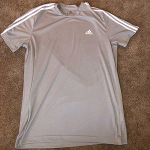 Men’s adidas t-shirt
